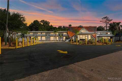 5565 E Silver Springs Boulevard, Silver Springs, FL 34488