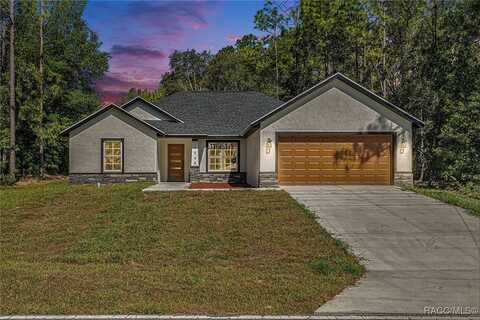 7948 N Santos Drive, Citrus Springs, FL 34434
