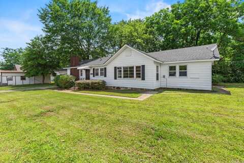 901 S Reine Street, Mena, AR 71953