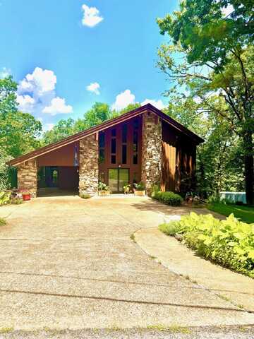 42 W Waketa Dr Drive, Cherokee Village, AR 72529