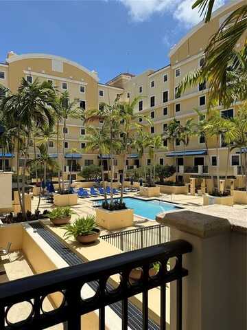 8390 SW 72nd Ave, Miami, FL 33143