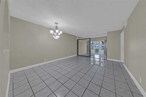 7830 NW 33rd St, Hollywood, FL 33024