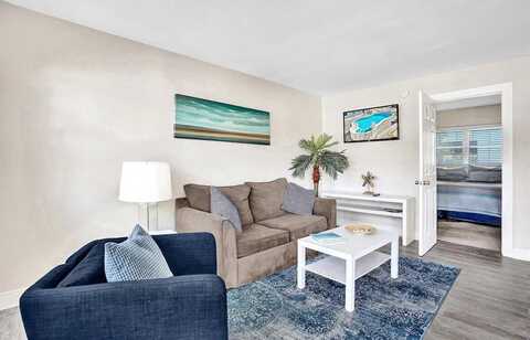 3226 NE 12th St, Pompano Beach, FL 33062