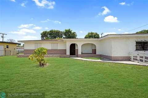4260 NW 173rd Dr, Miami Gardens, FL 33055