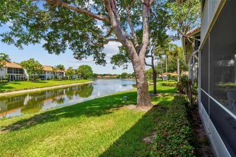 7626 Majestic Palm Dr, Boynton Beach, FL 33437