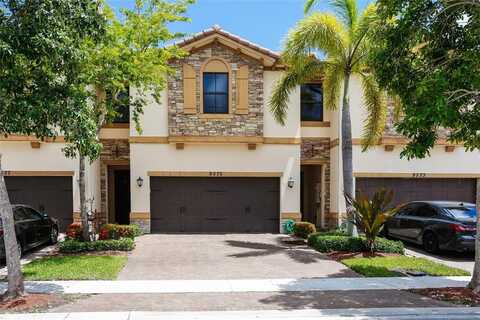 9575 N Town Parc Cir, Parkland, FL 33076