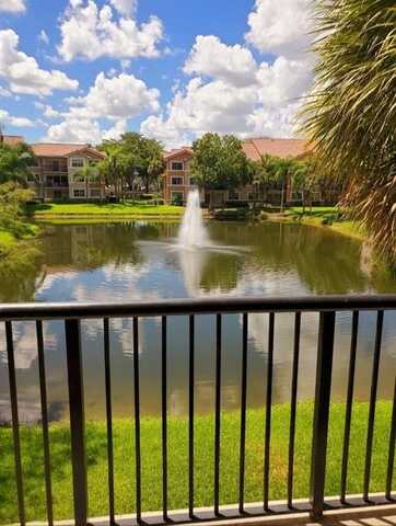 9033 Wiles Rd, Coral Springs, FL 33067