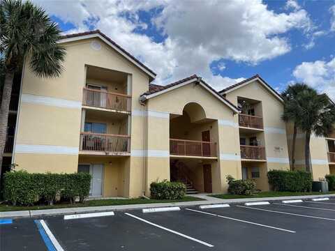 7680 Westwood Dr, Tamarac, FL 33321