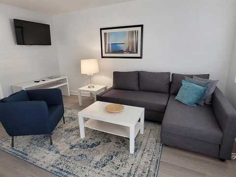 3226 NE 12th St, Pompano Beach, FL 33062