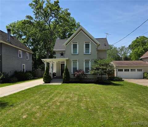 40 Hawkins Avenue, Hamburg, NY 14075