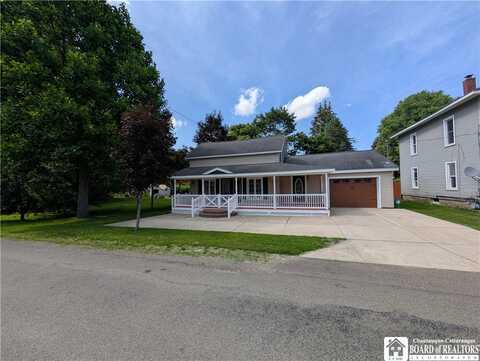 5 Maple Street, Charlotte, NY 14782