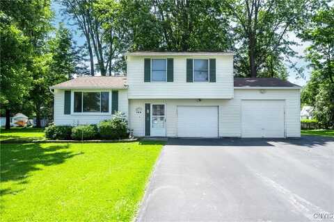 109 Roundmill Lane, Manlius, NY 13116