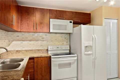 4156 NW 90th Ave, Coral Springs, FL 33065