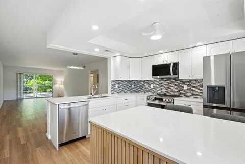 2004 Granada Dr, Coconut Creek, FL 33066