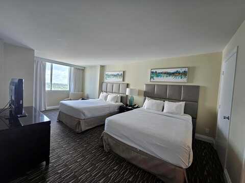 2670 E Sunrise Blvd, Fort Lauderdale, FL 33304