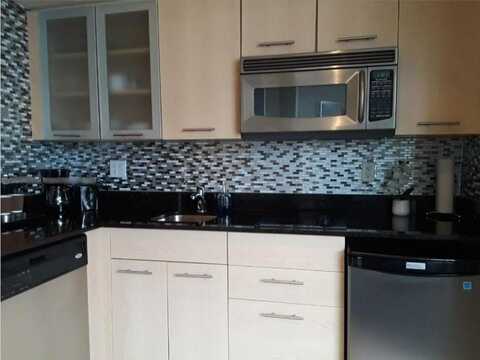 2670 E Sunrise Blvd, Fort Lauderdale, FL 33304
