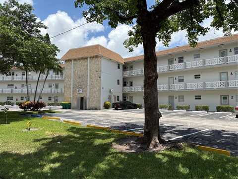 3506 NW 49th Ave, Lauderdale Lakes, FL 33319