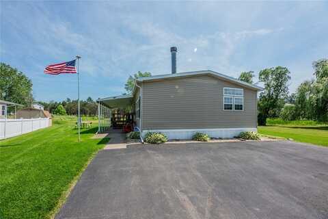 900 Cobblestone Court, Clarendon, NY 14470