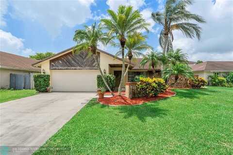 4094 NW 1st Pl, Deerfield Beach, FL 33442