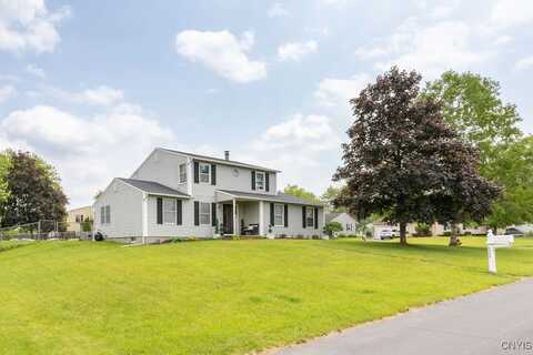 7772 New Hope W, Clay, NY 13090
