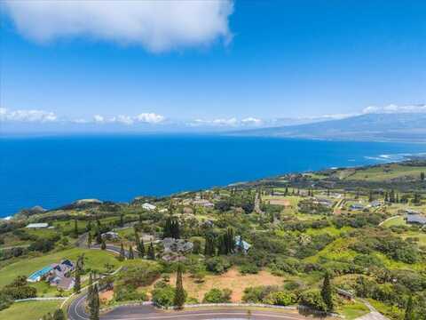 27 Hulumanu Pl, Wailuku, HI 96793