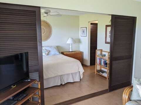 50 Kepuhi Pl, Maunaloa, HI 96770