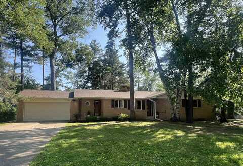 1705 BIRCHWOOD Drive, GREEN BAY, WI 54304