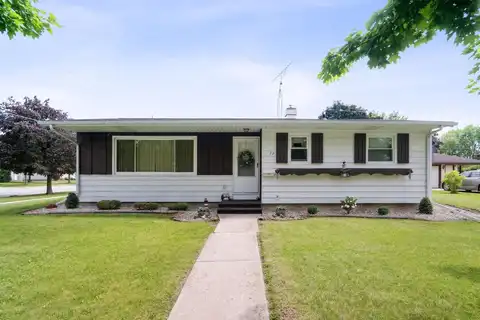 73 N ST JOSEPHS Lane, FOND DU LAC, WI 54935
