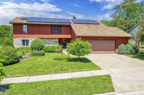 1334 W CLOVERDALE Drive, APPLETON, WI 54914