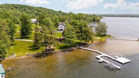 7260 COTTAGE ROAD, BELLAIRE, MI 49615