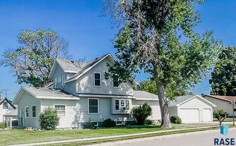 402 E 1st Ave, Beaver Creek, MN 56116