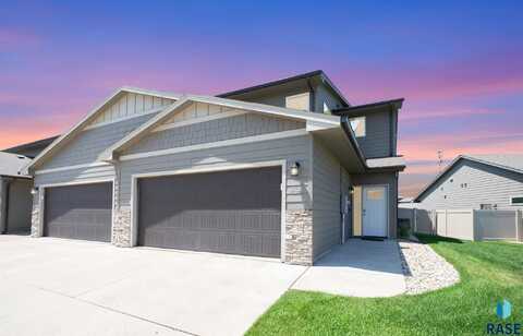 5501 S Seville Pl, Sioux Falls, SD 57108