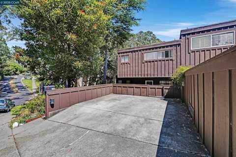 119 Lincoln Dr, Sausalito, CA 94965