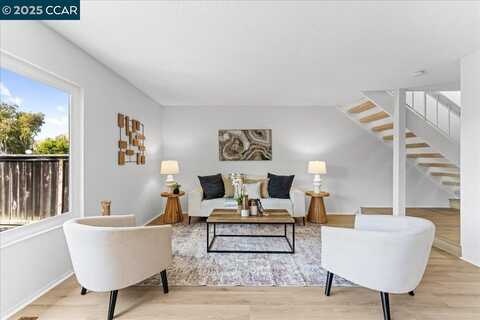 74 Villa Dr, San Pablo, CA 94806