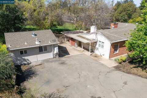 1561 Farm Bureau Rd, Concord, CA 94519