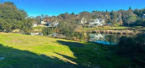 595 Peachtree Ct., Valley Springs, CA 95252