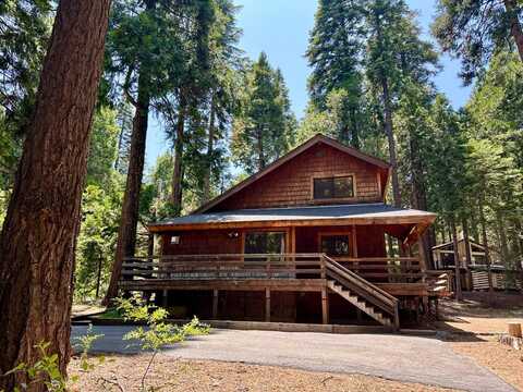 2893 Zuni Drive, Arnold, CA 95223