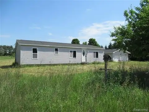4232 Hollenbeck Road, Columbiaville, MI 48421