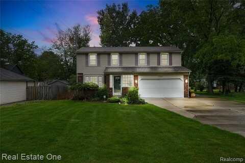 21462 Meridian Road, Grosse Ile, MI 48138