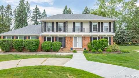 3072 Brewster, West Bloomfield, MI 48322