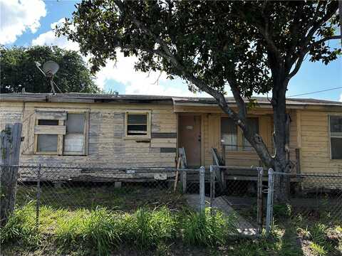 2201 Comanche Street, Corpus Christi, TX 78408