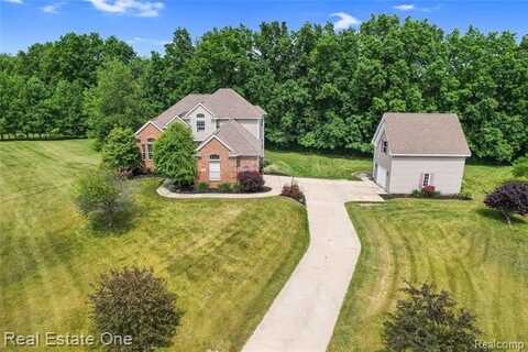 9806 Goldfinch Court, Saline, MI 48176