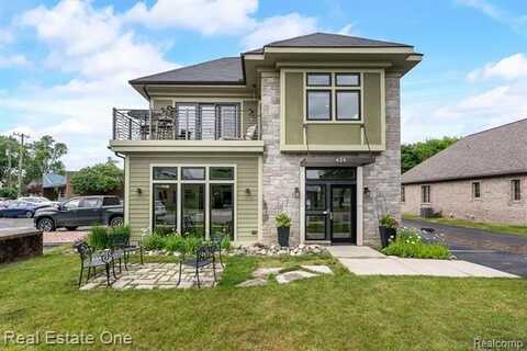 426 W University Drive, Rochester, MI 48307