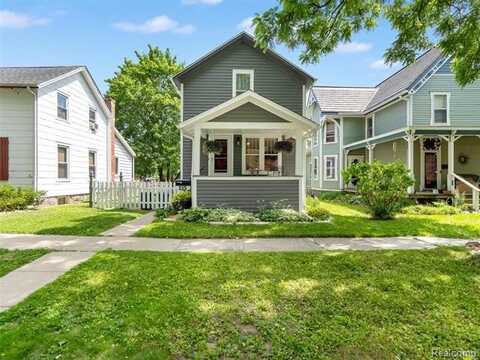 225 Law Street, Lapeer, MI 48446