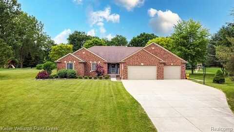 75757 Peters Drive, Bruce, MI 48065