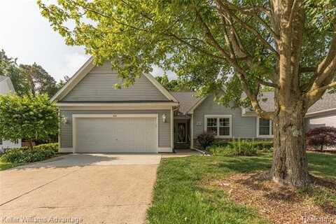 221 Victoria Park Court, Howell, MI 48843