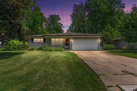 1304 Pickwick Place, Flint, MI 48507
