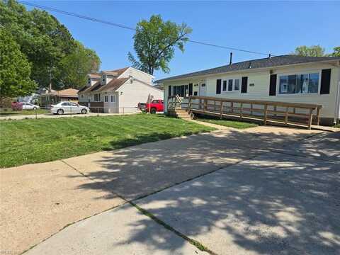 4833 Linshaw Lane, Virginia Beach, VA 23455