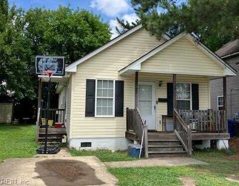 204 Woodrow Avenue, Suffolk, VA 23434