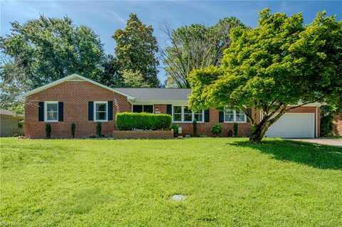 2028 Hickorywood Drive, Suffolk, VA 23434